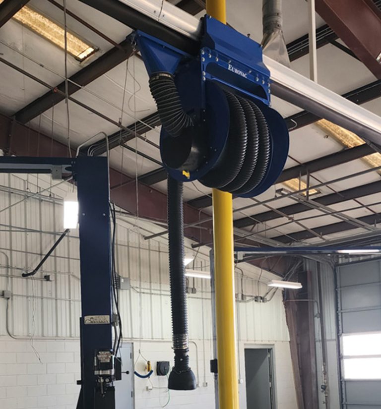 Exhaust Capture Vacuum Attached Directly to Vehicle Exhaust Pipe